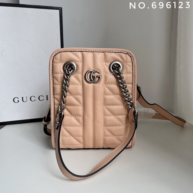 Gucci Handbags 285